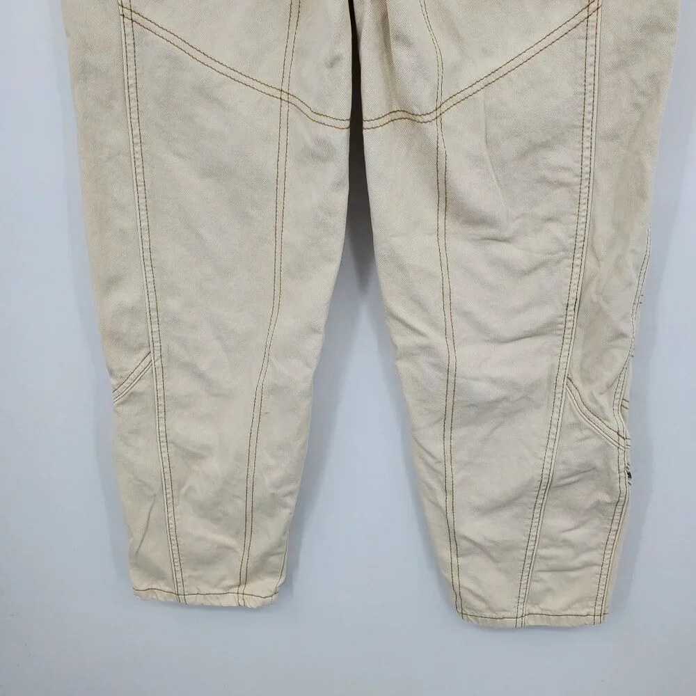 BDG Low Rise Cream Tapered Moto‎ Zipper Jeans Size 26